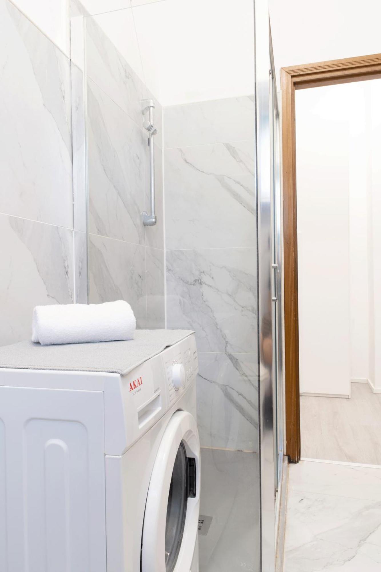 Apartamento Toma Trilocale Moderno Per Max 6 Persone Milán